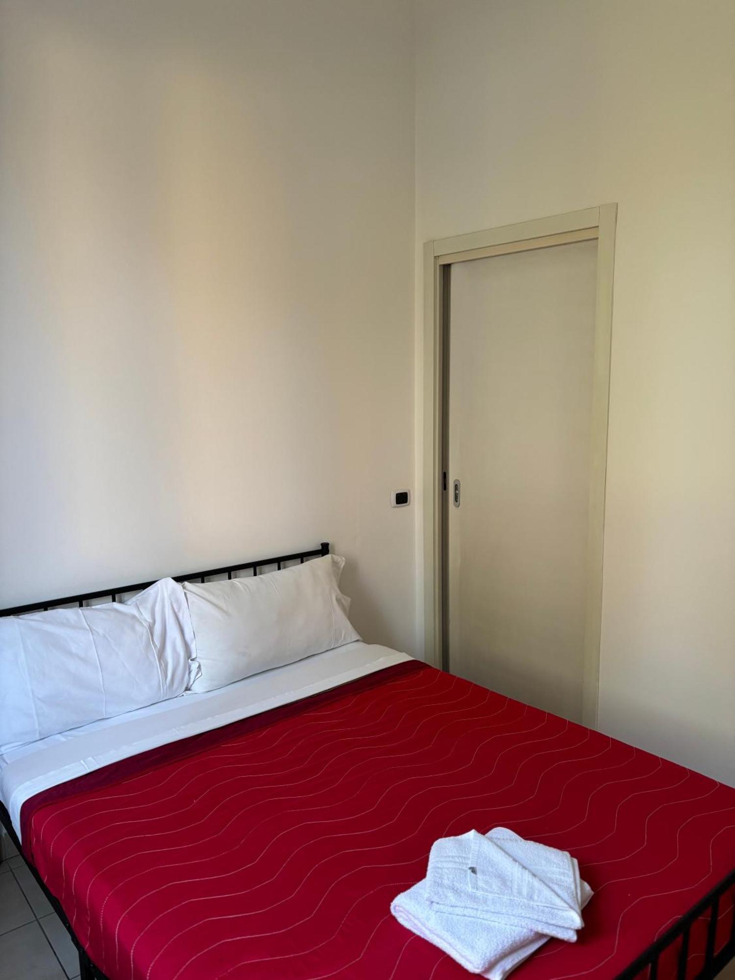 Ciaomi - Hostel & Long Stay - Milano Niguarda & Bicocca Экстерьер фото